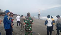 7 Santri Terseret Ombak Pantai Apra Cianjur, 1 Hilang<