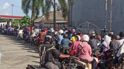 BBM Langka, Antrean Kendaraan di SPBU Pangkalpinang Mengular