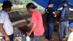 Almarhum Wali Kota Bandung Oded M Danial Dimakamkan di Tawang Tasikmalaya