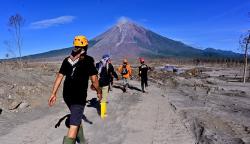 Kaleidoskop: Bencana Besar di Indonesia Sepanjang 2021, Dari Gempa Bumi hingga Gunung Meletus<