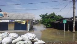 Banjir di 5 Kecamatan Karawang Mulai Surut, 1 Dusun Masih Terendam<