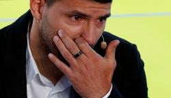 Penuh Emosional, Sergio Aguero Menangis Umumkan Pensiun