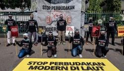 Aksi Stop Perbudakan Modern di Laut