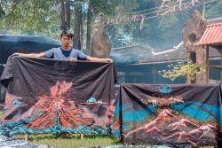 Bayu Permadi Ciptakan Batik Motif Gunung Semeru, Hasil Penjualan untuk Korban Erupsi