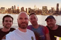 5 Lagu Coldplay untuk Temani Tidur, Bikin Rileks Liriknya Mendalam