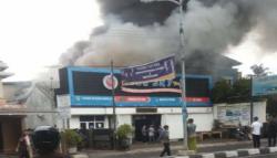 Karaoke Blue Sky Majalengka Ludes Terbakar, Kerugian Rp1 Miliar<