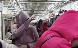 Viral Laron Penuhi Gerbong KRL, Begini Penjelasan KAI Commuter