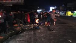Tabrakan dengan Angkutan Umum, Pemotor di Sukabumi Tewas di Tempat<