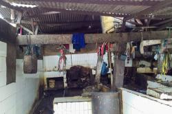 Lantai 4 Kios di Pasar Terban Yogyakarta Ambles, Pedagang Direlokasi