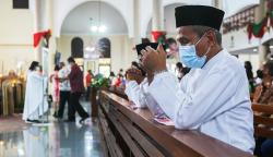 Misa Natal di Gereja Santo Servatius Bekasi Bernuansa Betawi