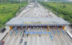 487.343 Kendaraan Tinggalkan Jabodetabek via Gerbang Tol Cikampek Utama