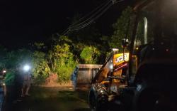 Jalan Lintas Lahat-Pagaralam Macet Total akibat Longsor<
