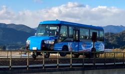 Jepang Bikin Kendaraan Serba Bisa, Dapat Melaju di Jalan Raya dan Jalur Kereta 