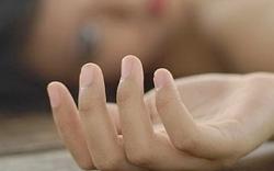 Perempuan Cantik Ini Dirampok dan Dibiarkan Telanjang di Jalan 