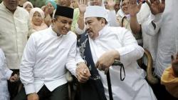 Unggah Foto Bersama Habib Ali, Anies: Semoga Allah SWT Menerima Semua Amal Ibadah Beliau