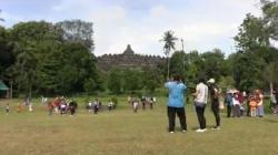 Ini Kejutan untuk Pengunjung Pertama Candi Borobudur di Tahun 2022 <