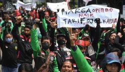 Ratusan Driver Ojek Online Tuntut Perubahan Potongan 20 Persen
