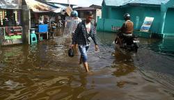 Waspada Banjir Rob di Sekitar Sungai Kapuas Pontianak