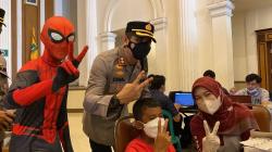Batman dan Spiderman Bantu Sukseskan Gebyar Vaksinasi Anak 6-11 Tahun di Sukabumi