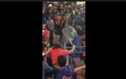 Viral Video Pria Berbaju Merah Acungkan Samurai dalam Pagelaran Dangdut di Kudus