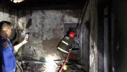 Rumah Warga Sukabumi Terbakar saat Ditinggal Penghuni Pergi<