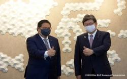 Bertemu Mendag Jepang, Menko Airlangga Sambut Baik Inisiatif Kerja Sama Baru Public Private Track 1.5 
