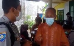 Kocak, Kakek Ini Semangat Vaksin usai Diejek Sang Cucu Kelas 2 SD