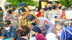 Kunjungi Lampung, Kapolri Tinjau Vaksinasi Covid-19 Serentak se-Indonesia