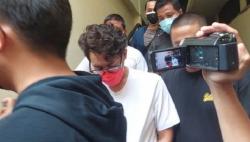 Penampakan Ardhito Pramono Usai Ditangkap karena Kepemilikan Ganja