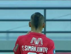 Riko Simanjuntak Kena Denda Rp10 Juta Gegara Salah Jersey saat Persija Vs Persipura