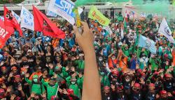 Buruh KBB Tegas Tolak Permenaker soal Pencairan JHT di Usia 56 Tahun<