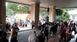 Panik karena Gempa, Pegawai di Balai Kota Jakarta Sampai Lupa Pakai Masker dan Alas Kaki