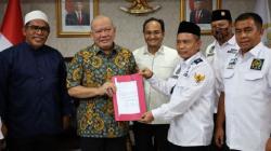 Sikapi Kebijakan 40 Persen Dana Desa untuk BLT, APDESI Temui Ketua DPD La Nyalla