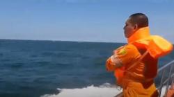 Speedboat Bawa 21 Penumpang Terbalik Dihantam Ombak, 4 Orang Tewas 3 Hilang