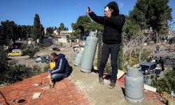 Pria Palestina Ancam Ledakkan Rumah saat Akan Digusur Tentara Israel