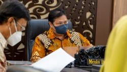 Kebijakan Minyak Goreng Satu Harga Rp14.000 per Liter Berlaku Mulai Besok<