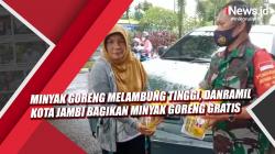 Video Minyak Goreng Melambung Tinggi, Danramil Kota Jambi Bagikan Minyak Goreng Gratis