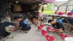 Sepi Job saat Pandemi, Group Seni Barong di Blora Ini Banting Setir Jadi Perajin 