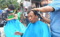 Rahmat Effendi Ditangkap, Warga Bekasi Utara Ramai-Ramai Cukur Gundul: Terima Kasih KPK