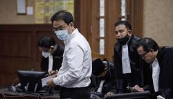 Azis Syamsuddin Dituntut 4 Tahun 2 Bulan Penjara