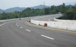Tol Kayu Agung - Palembang Retak dan Berlubang, Rekonstruksi Libatkan Ahli <