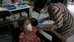  Kota Jogja Siap Lakukan Vaksinasi Booster untuk Lansia, tapi...