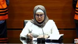 Tersangka Kasus Suap, Mantan Bupati Buru Selatan Diduga Terima Fee Rp10 Miliar