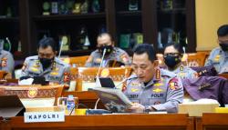 Kapolri Diagendakan Hadiri Vaksinasi 3.000 Anak dan Lansia di Banjarmasin