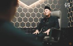 Cerita Guru Ngaji Kampung Susah Cari Makan, Kini Bisa Bangun Tower 7 Lantai