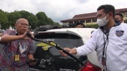 Geledah Mobil Ormas , Polda Jabar Temukan Senjata Tajam, Ini Penampakannya<