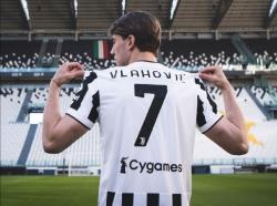 Pakai Nomor 7 di Juventus, Dusan Vlahovic Merasa Tak Terbebani <