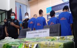 BNNP Sumsel Tangkap 3 Pria Padang, 15 Kilogram Sabu Disita<