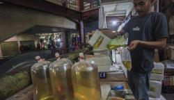 Jeritan Pedagang Minyak Goreng di Salatiga: Kami Rugi jika Jual Ikuti Aturan Pemerintah<