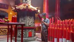 Kelenteng Tertua di Pulau Bangka Terapkan Prokes untuk Sembahyang Imlek